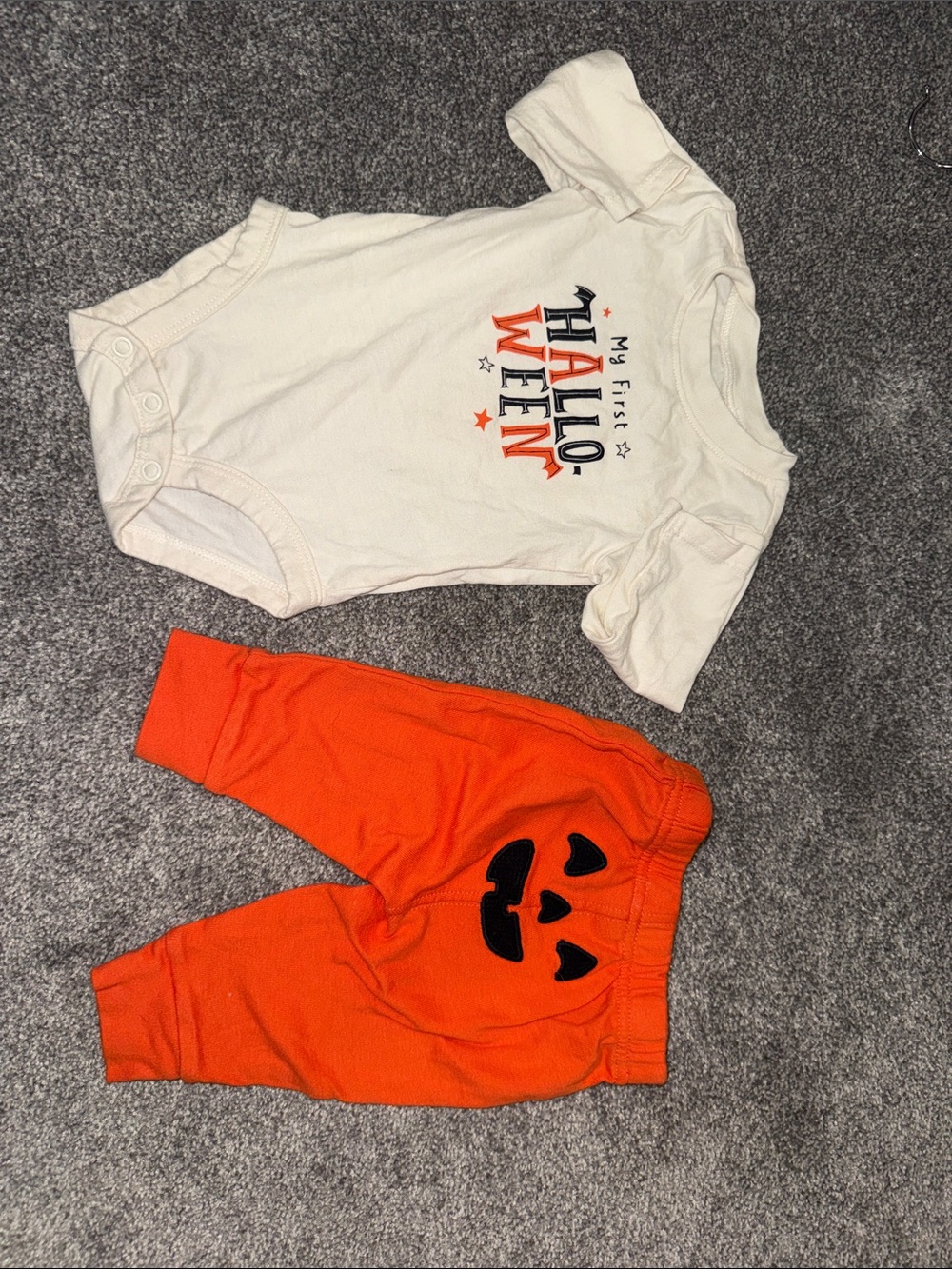 Carter's Cream and Orange Halloween Baby Matching Set
